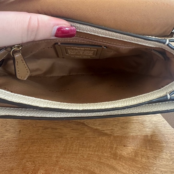 COACH Cassie 19 Chalk/Gold - Picture 5 of 13